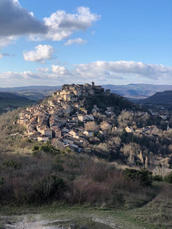 Gite A La Ferme De Verdurette Cordes-Sur-Ciel Exterior photo